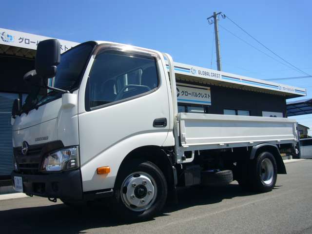 Hino Dutro 2