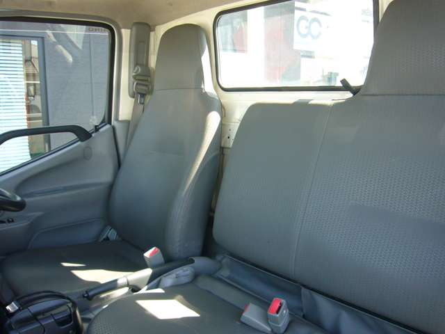 Hino Dutro 6
