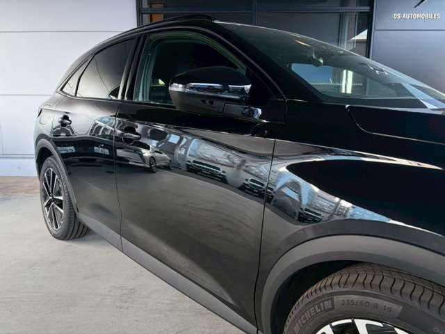 DS Automobiles DS7 8