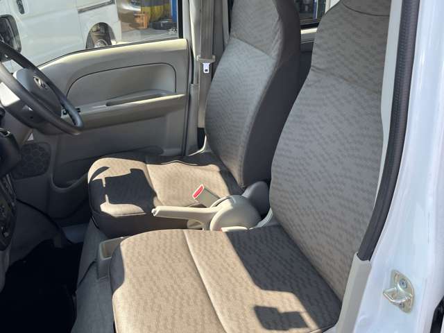Nissan NV100 Clipper 9