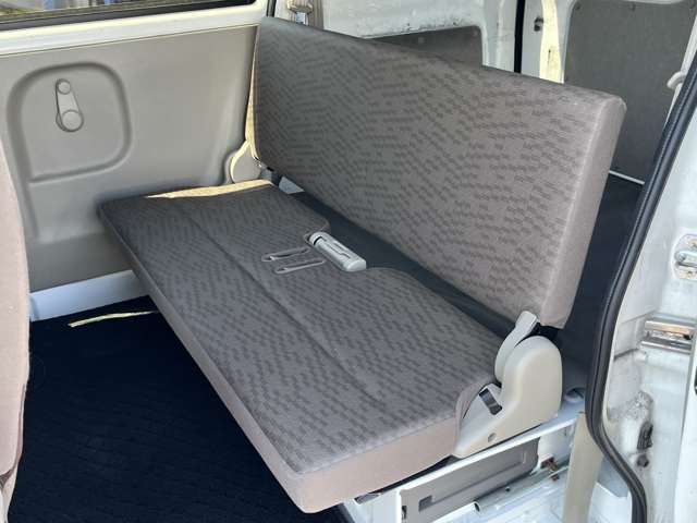 Nissan NV100 Clipper 10