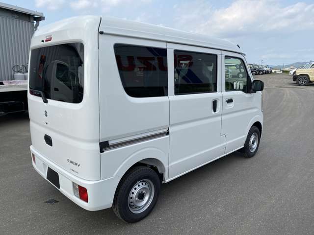 Suzuki Every 6