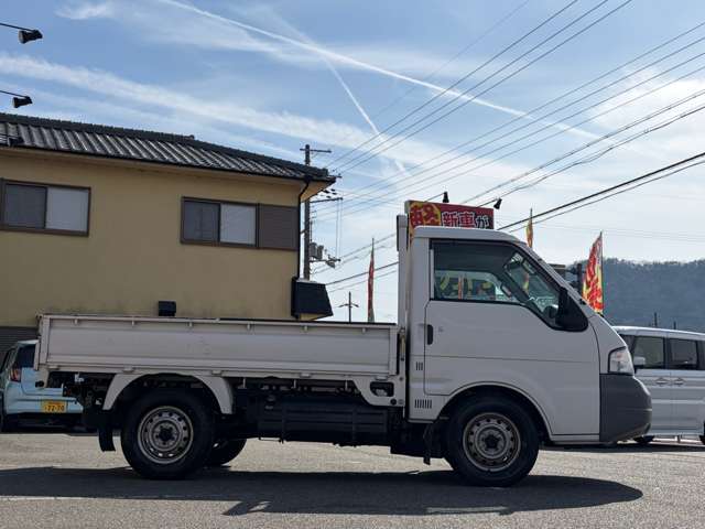 Mazda Bongo Truck 10