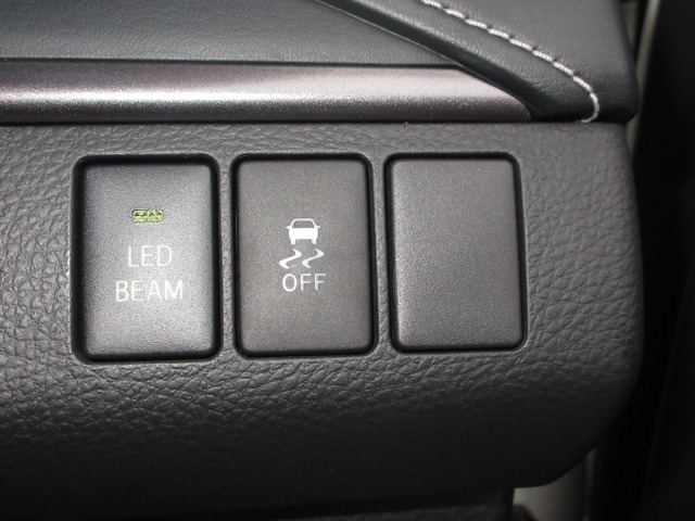 Toyota Harrier 11