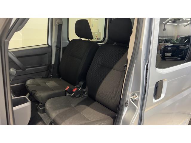 Daihatsu Hijet Deck Van 4