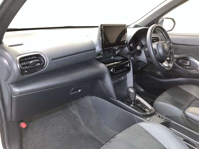 Toyota Yaris Cross 12