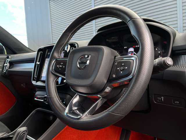 Volvo XC40 10