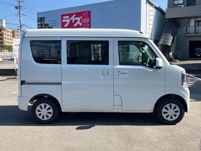 Suzuki Every 8