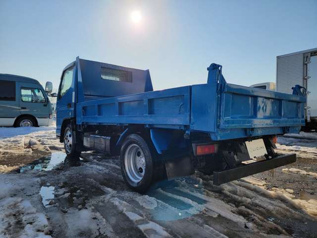 Mitsubishi Fuso Canter 9