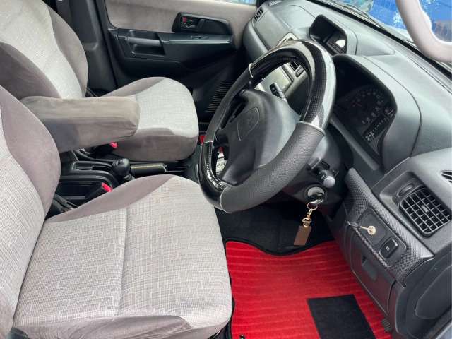 Mitsubishi Pajero iO 8