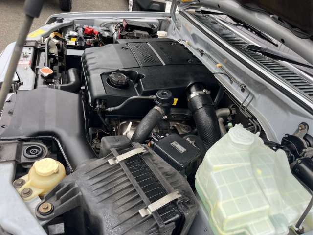 Mitsubishi Pajero iO 10