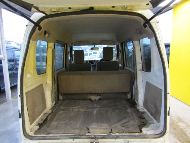 Suzuki Every 9