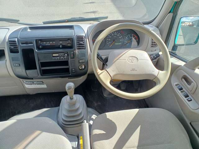 Toyota Toyoace 11