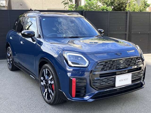 MINI Countryman 8