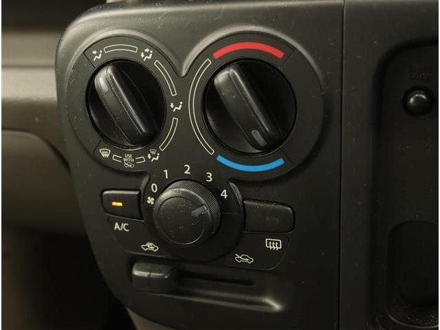 Nissan NV100 Clipper 12