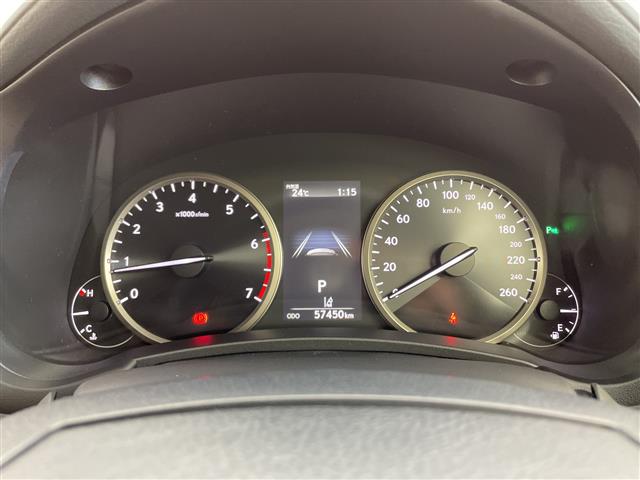 Lexus NX 4