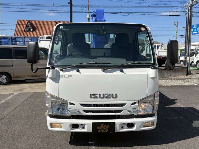 Isuzu Elf 7
