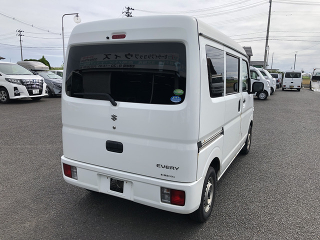 Suzuki Every 7