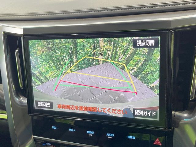 Toyota Vellfire 6