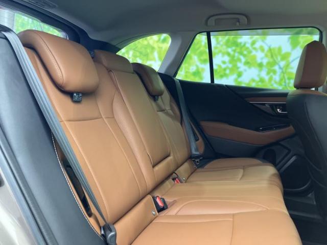 Subaru Legacy Outback 6