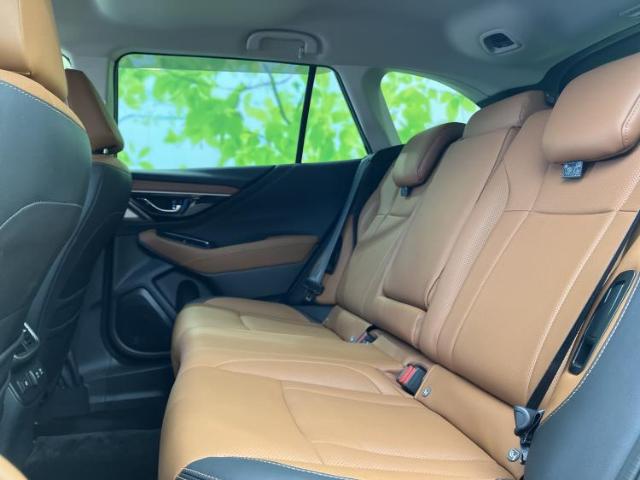 Subaru Legacy Outback 8