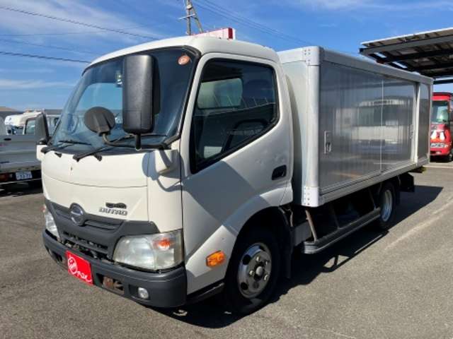 Hino Dutro 5