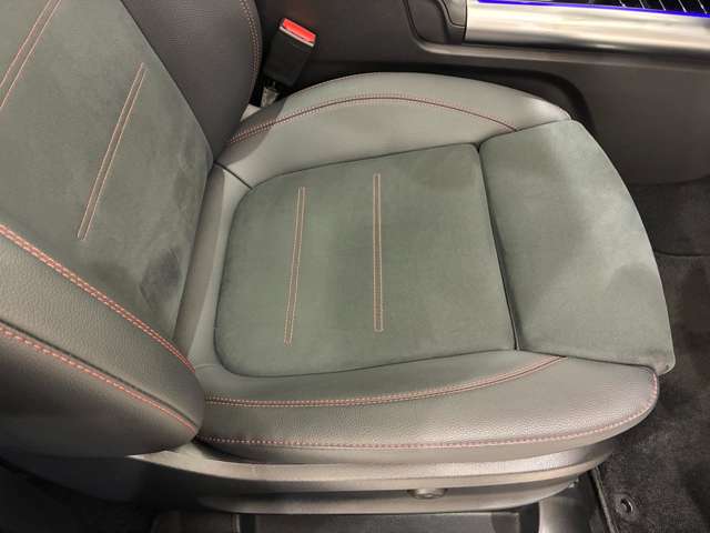 Mercedes-Benz GLA-Class 5