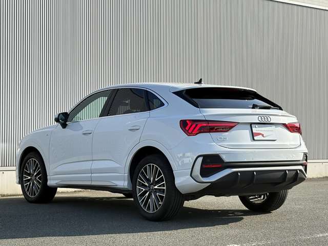 Audi Q3 Sportback 6