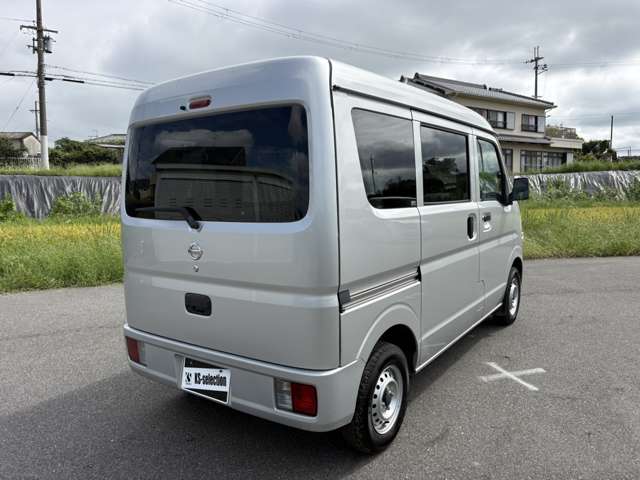 Nissan NV100 Clipper 12