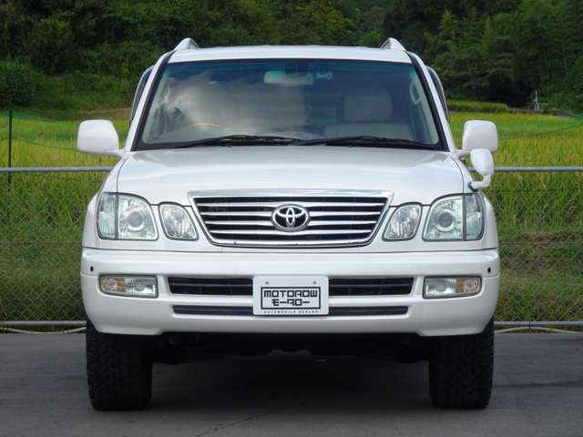 Toyota Land Cruiser Cygnus 9
