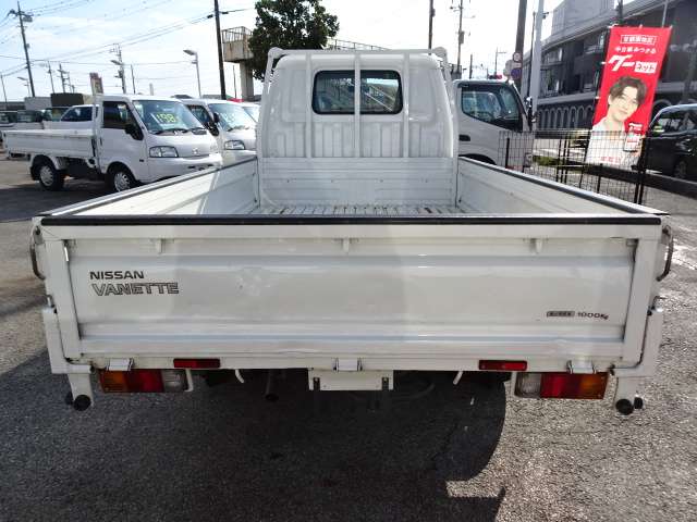 Nissan Vanette Truck 12