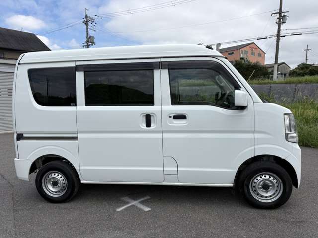 Nissan NV100 Clipper 11
