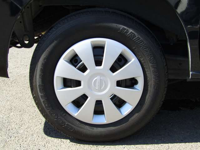 Nissan NV100 Clipper 11