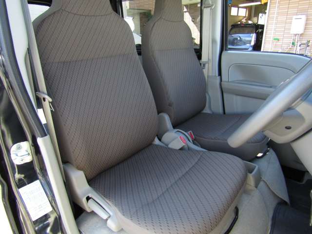 Nissan NV100 Clipper 6