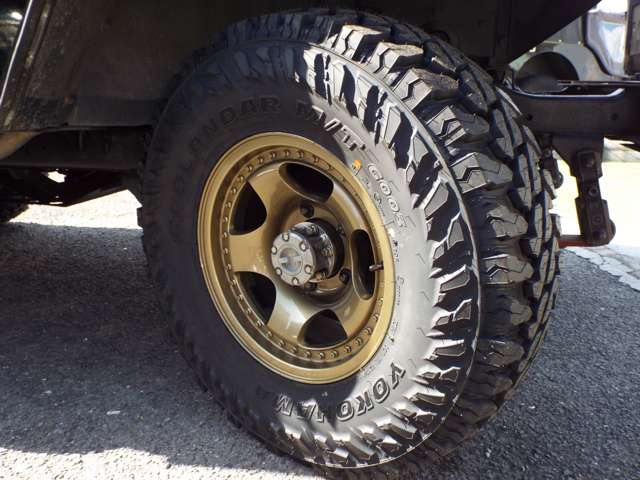 Mitsubishi Jeep 7