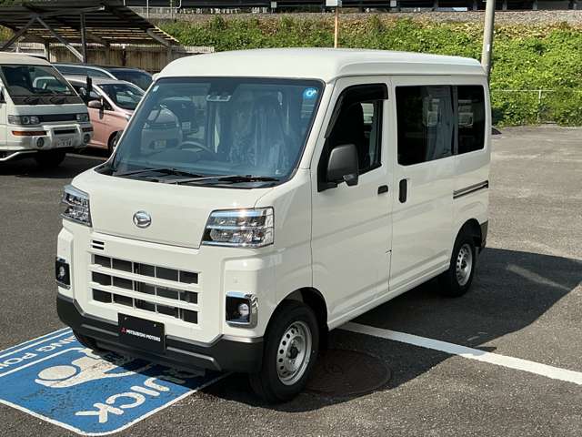 Daihatsu Hijet Cargo 3
