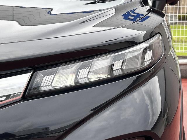 Suzuki Fronx 8