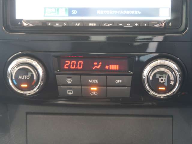 Mitsubishi Pajero 8