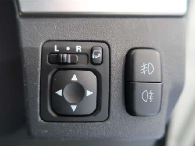 Mitsubishi Pajero 9