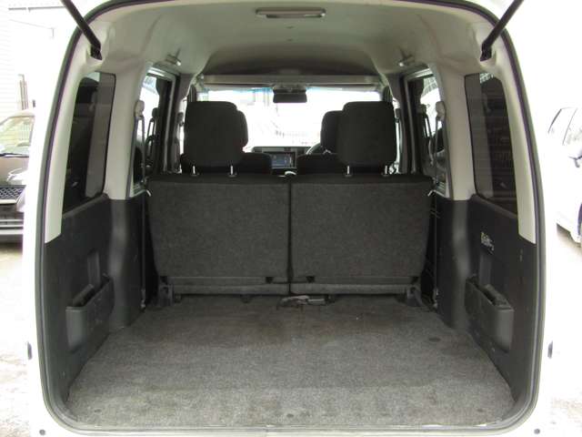 Toyota Pixis Van 9