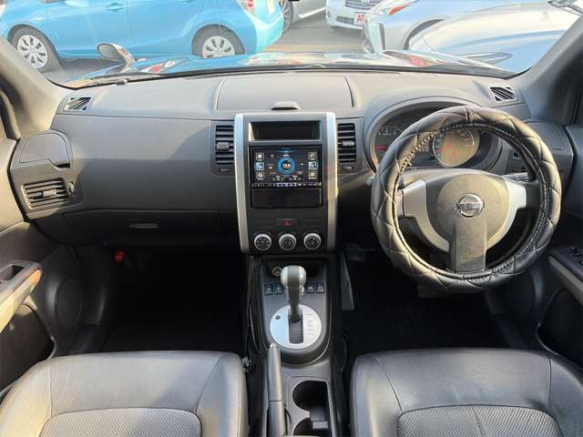 Nissan X-Trail 2