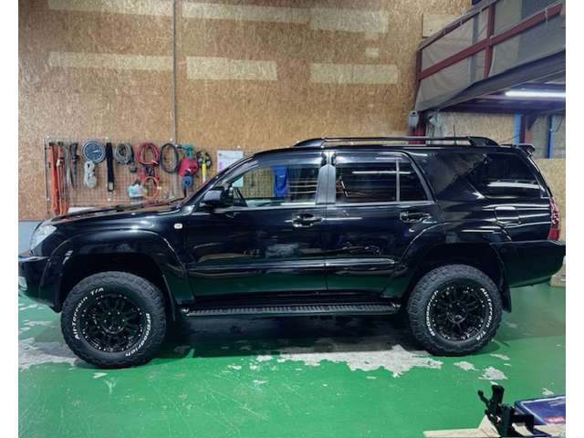 Toyota Hilux Surf 3