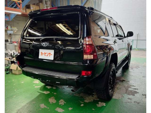 Toyota Hilux Surf 4