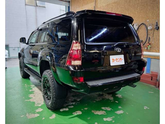 Toyota Hilux Surf 6