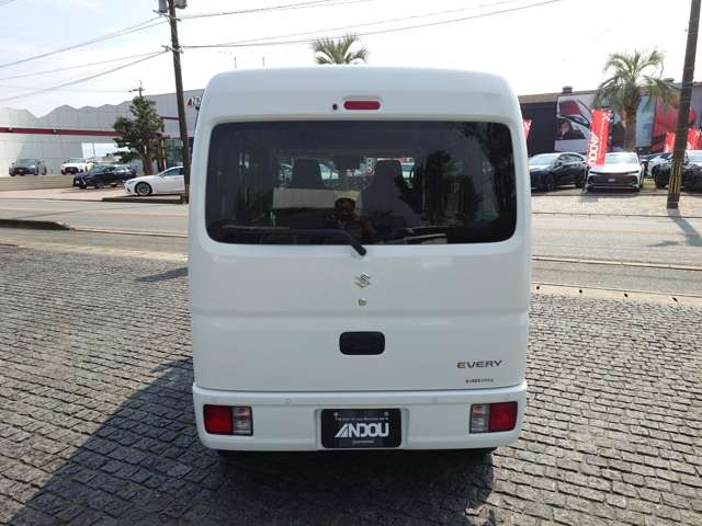 Suzuki Every 7