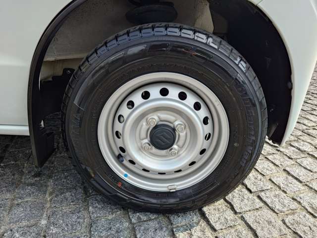 Suzuki Every 8