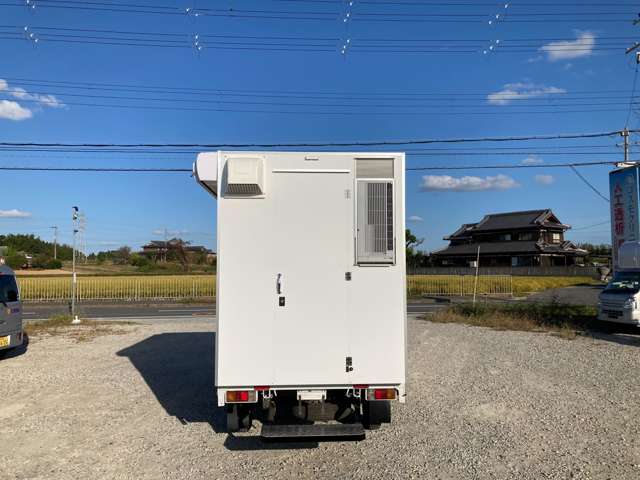 Mazda Bongo Truck 12