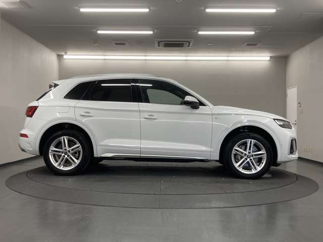 Audi Q5 6