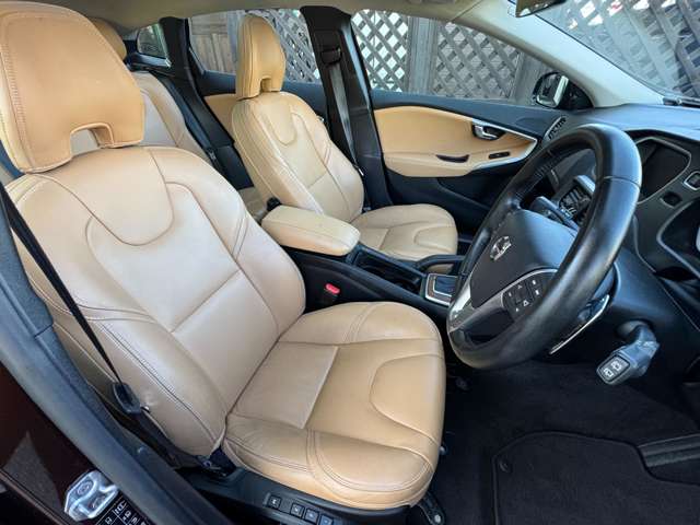 Volvo V40 Cross Country 12