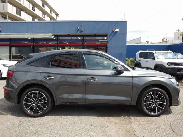Audi Q5 Sportback 7